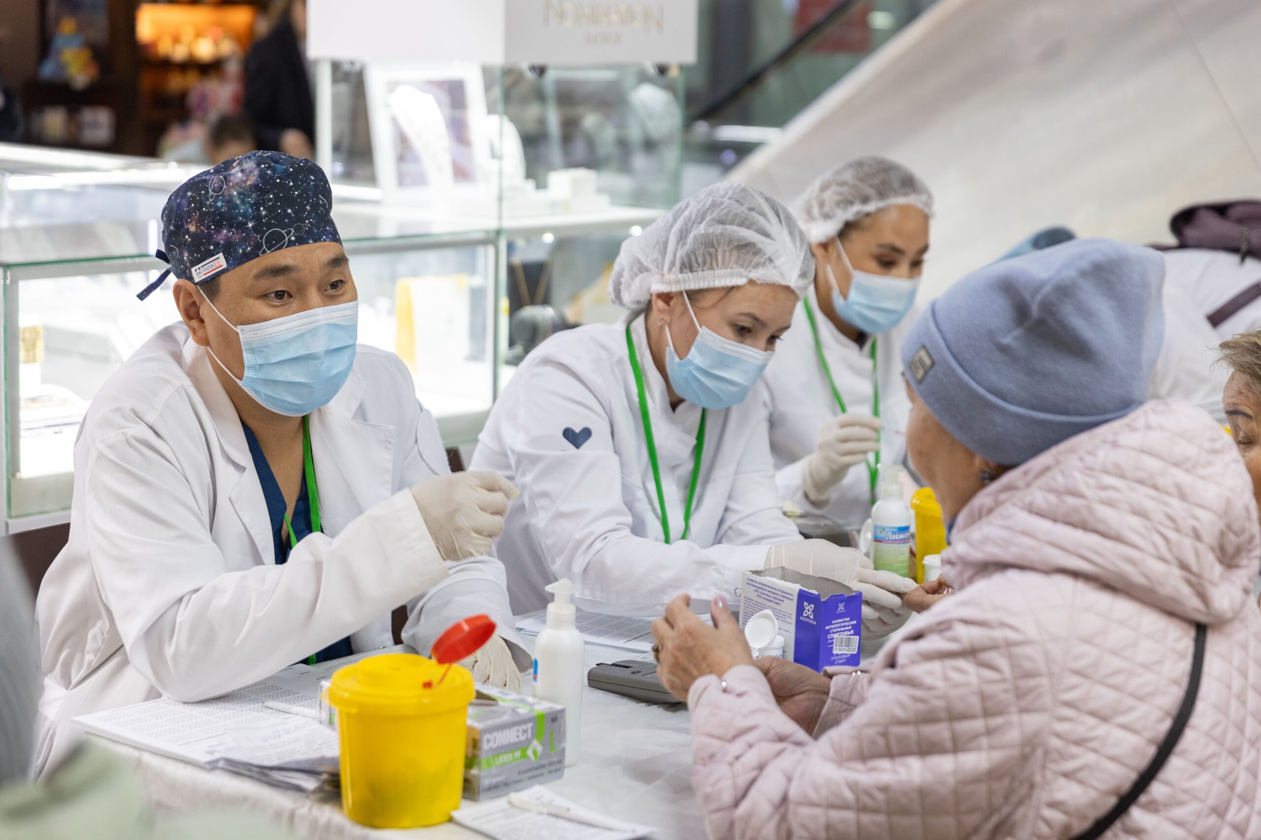 Акция фонда ОРБИ "Видимо-Невидимо" в Якутске