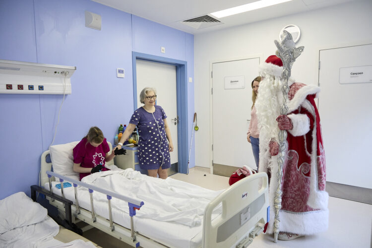 Новогоднее поздравление от фонда ОРБИ в Морозовской больнице 2025